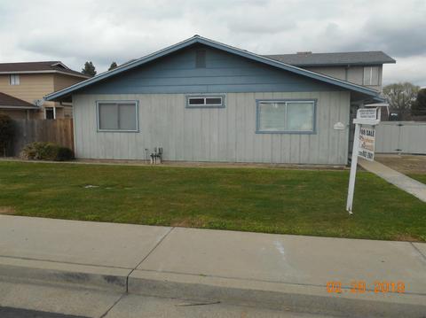 19844 First, Hilmar, CA 95324 photo 1
