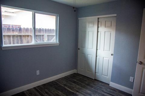 2053 Milford Ln, Modesto, CA 95355 photo 10