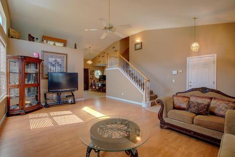 1882 Winter Haven Dr, Turlock, CA 95382 photo 3