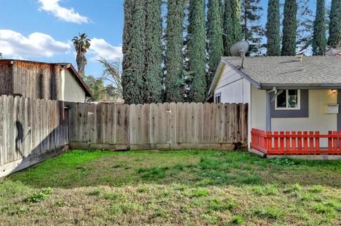 1704 Applegate Dr, Modesto, CA 95350 photo 8