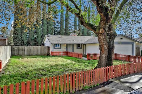 1704 Applegate Dr, Modesto, CA 95350 photo 4