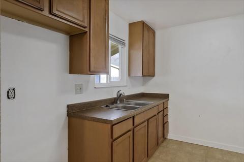 1704 Applegate Dr, Modesto, CA 95350 photo 19