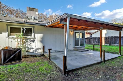 1704 Applegate Dr, Modesto, CA 95350 photo 37