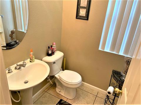 2569 Gaines Ln, Tracy, CA 95377 photo 9