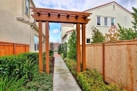 136 Colner Cir, Folsom, CA 95630 photo 34