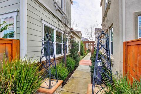 136 Colner Cir, Folsom, CA 95630 photo 35
