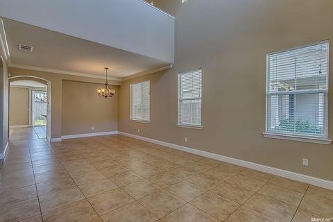 2728 Prosperity Way, Modesto, CA 95355 photo 5