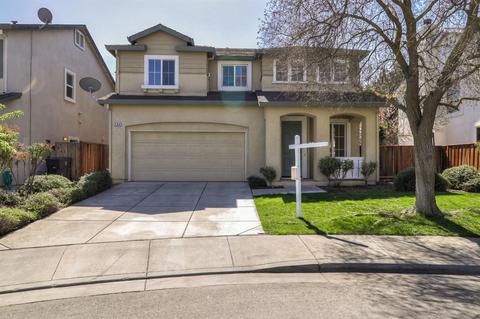 684 Nacomis Ct, Tracy, CA 95304 photo 1