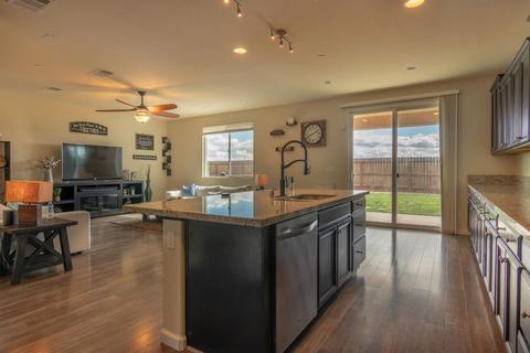 722 Sawtooth St, Manteca, CA 95337 photo 3