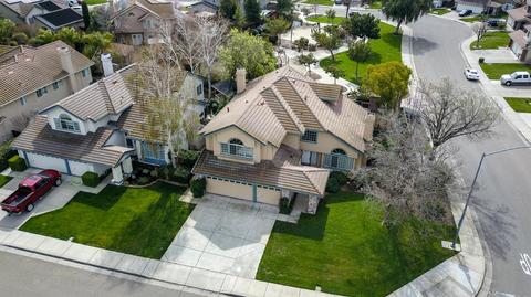 890 Allegheny Ct, Tracy, CA 95376 photo 4