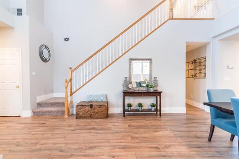2189 Gibralter Ct, Tracy, CA 95377 photo 9