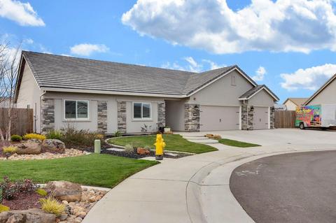 703 Need Ct, Galt, CA 95632 photo 2