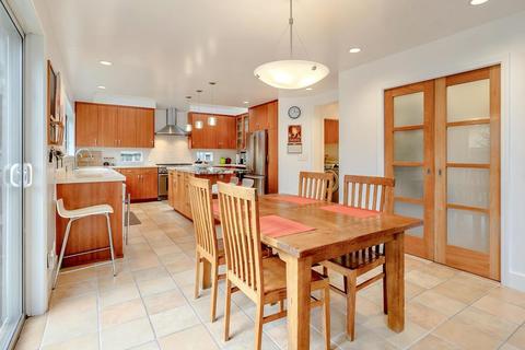 4102 Vistosa St, Davis, CA 95618 photo 9