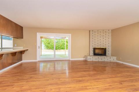 8775 Rubystone Ct, Elk Grove, CA 95624 photo 6