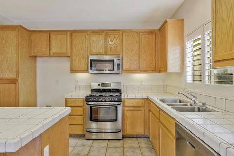 2536 Ives St, Modesto, CA 95355 photo 16