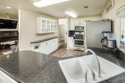 2729 Gunn Rd, Carmichael, CA 95608 photo 8