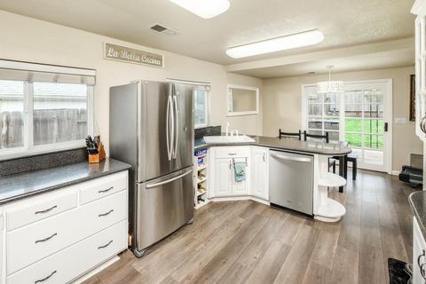 2729 Gunn Rd, Carmichael, CA 95608 photo 10