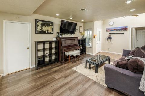 2729 Gunn Rd, Carmichael, CA 95608 photo 5