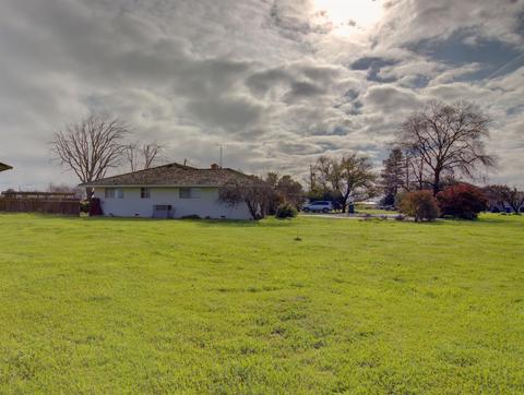 261 Olive Ave, Patterson, CA 95363 photo 9