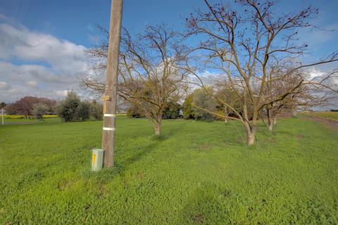 261 Olive Ave, Patterson, CA 95363 photo 8