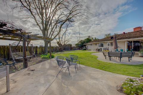 261 Olive Ave, Patterson, CA 95363 photo 12