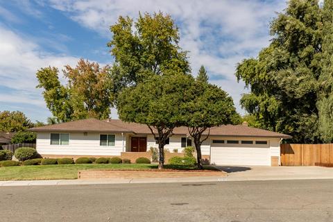 4700 Oak Twig Way, Carmichael, CA 95608 photo 1