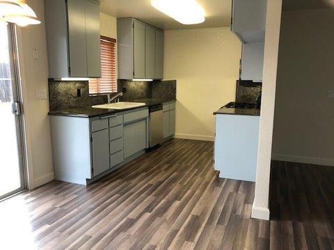 1033 Kennedy, Winters, CA 95694 photo 2
