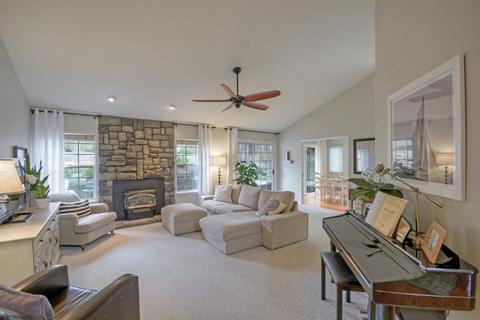 5313 Par Pl, Rocklin, CA 95677 photo 2
