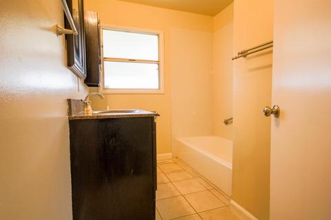 2117 Monticello Ave, Modesto, CA 95350 photo 21