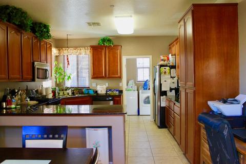 858 Courtyards Loop, Lincoln, CA 95648 photo 4