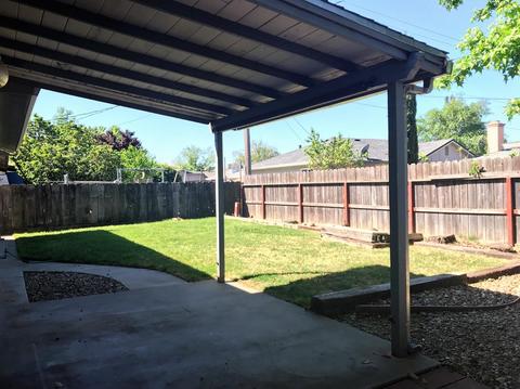 407 Shasta Dr, Lodi, CA 95242 photo 2