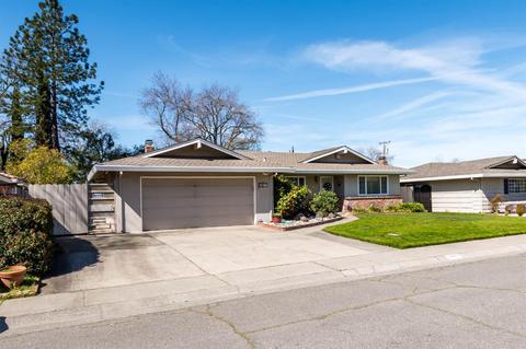 2011 Linden Grove Way, Carmichael, CA 95608 photo 3