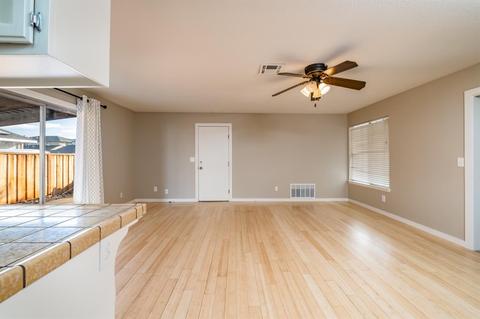 1055 Compass, Manteca, CA 95337 photo 18