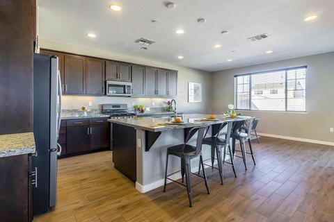 18409 Pilot Ct, Lathrop, CA 95330 photo 13