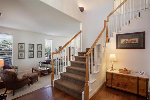 1512 Navajo St, Davis, CA 95616 photo 3