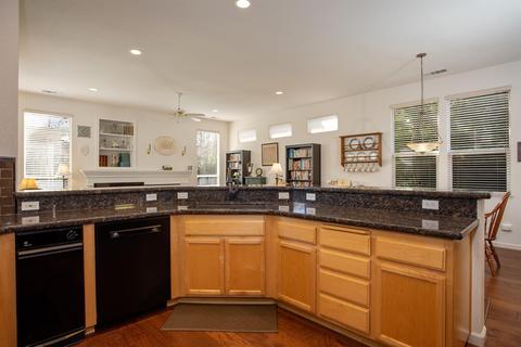 1512 Navajo St, Davis, CA 95616 photo 8