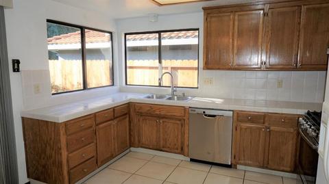 912 Arambel Dr, Patterson, CA 95363 photo 5