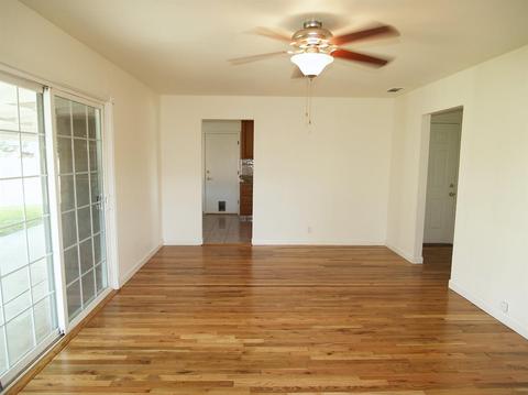 1701 Dillon Dr, Modesto, CA 95350 photo 5