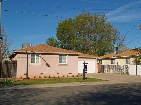 1701 Dillon Dr, Modesto, CA 95350 photo 3