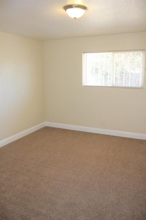 1617 Robertson Rd, Modesto, CA 95351 photo 8