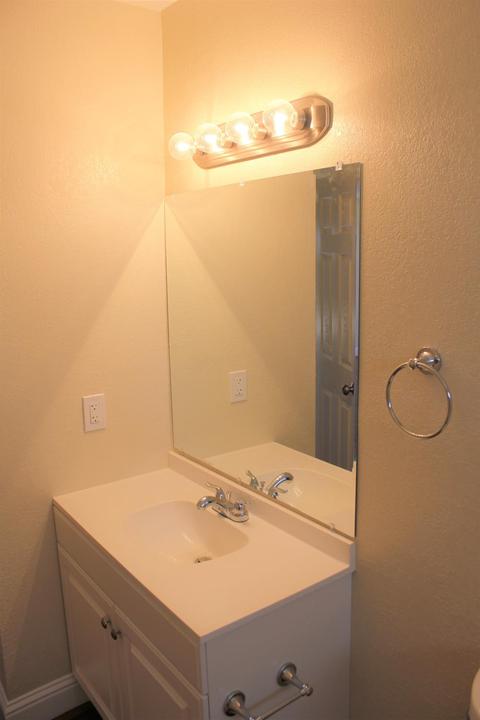 1617 Robertson Rd, Modesto, CA 95351 photo 7