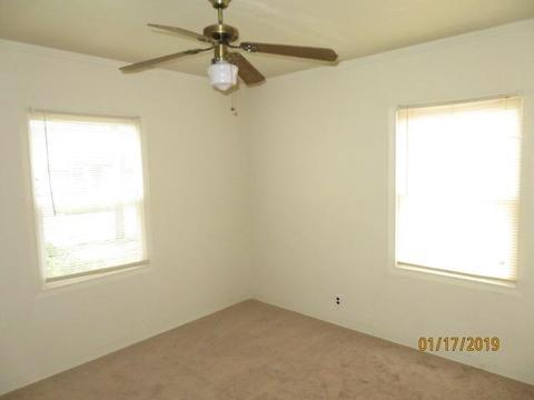 43 E Noble St, Stockton, CA 95204 photo 6