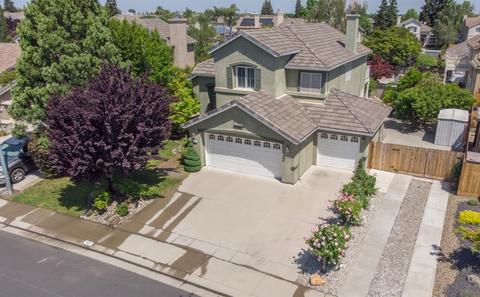 1837 Komenich Dr, Manteca, CA 95336 photo 4