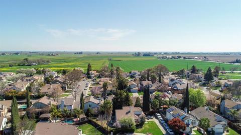 211 King Arthur Ct, Tracy, CA 95376 photo 46