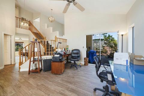 211 King Arthur Ct, Tracy, CA 95376 photo 8