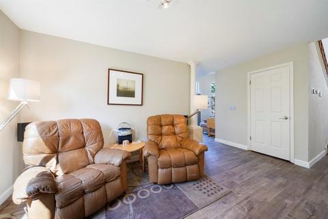 211 King Arthur Ct, Tracy, CA 95376 photo 11