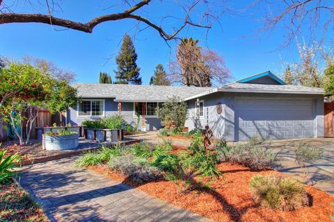 2619 Blackburn Dr, Davis, CA 95618 photo 3