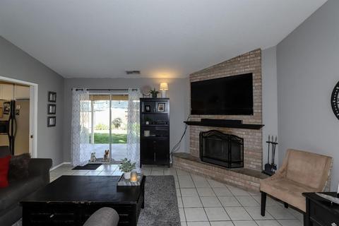 1828 Charles St, Hughson, CA 95326 photo 6