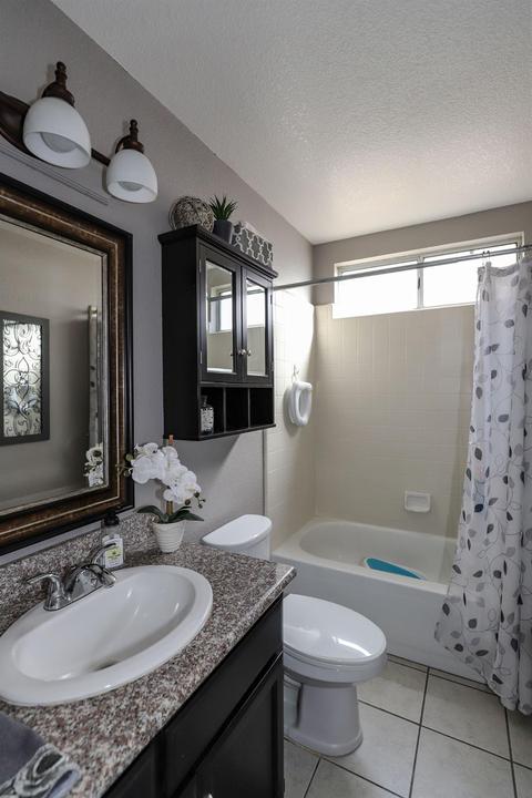 1828 Charles St, Hughson, CA 95326 photo 20