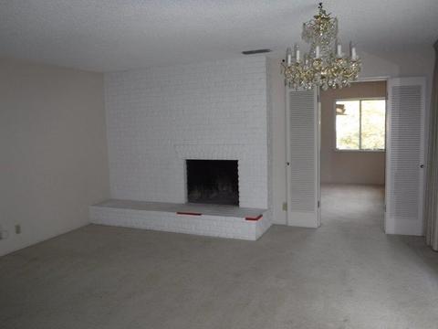 6321 Kiernan Dr, Carmichael, CA 95608 photo 4